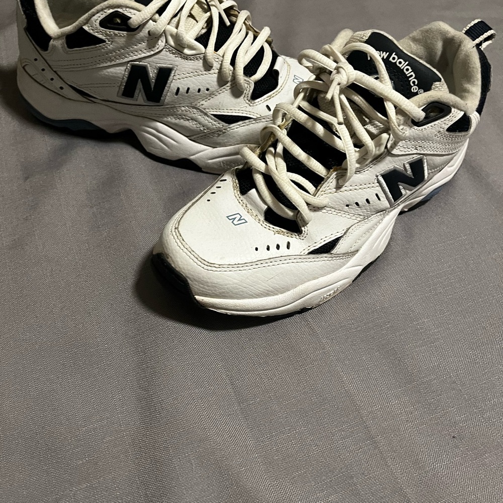 New Balance 609 Women’s Size 9